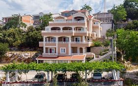 Apartments Bona